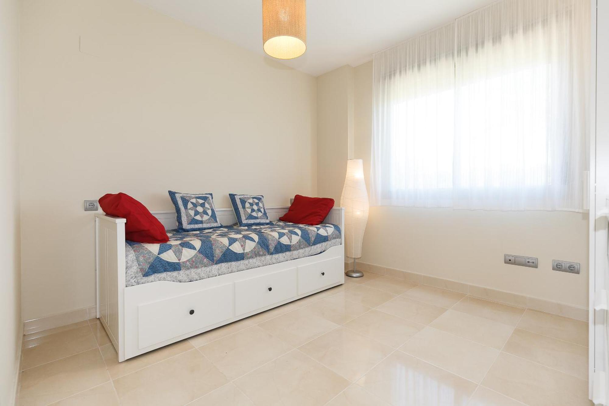 Uhc Salou Villa Family Complex Номер фото
